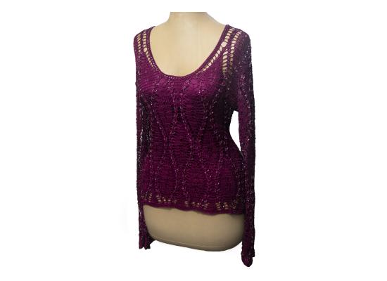 بلوزة كروشيه محاكة يدويا